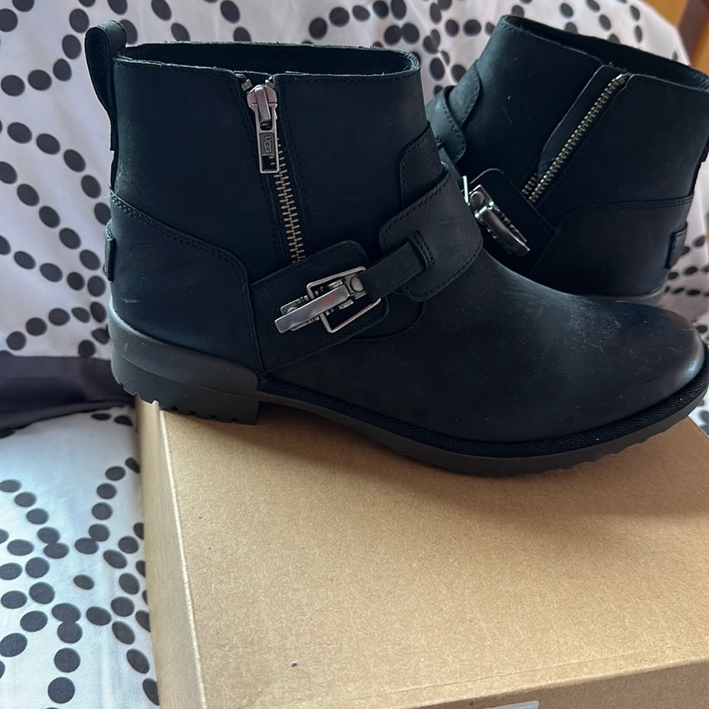 Uggs Cheyne Boot New